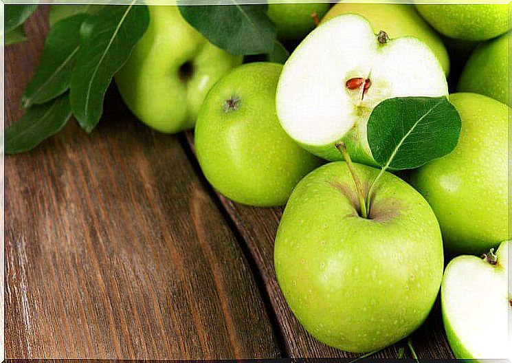 Green apples in salad