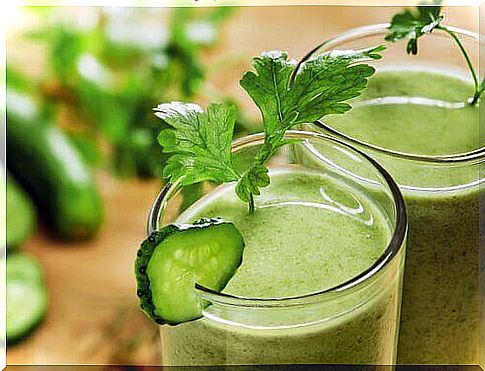 Defeat fluid retention with these 5 delicious diuretic smoothies