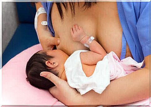 Skin-to-skin contact: Essentially postpartum