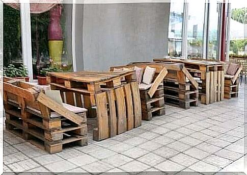 Furniture made of wooden pallets