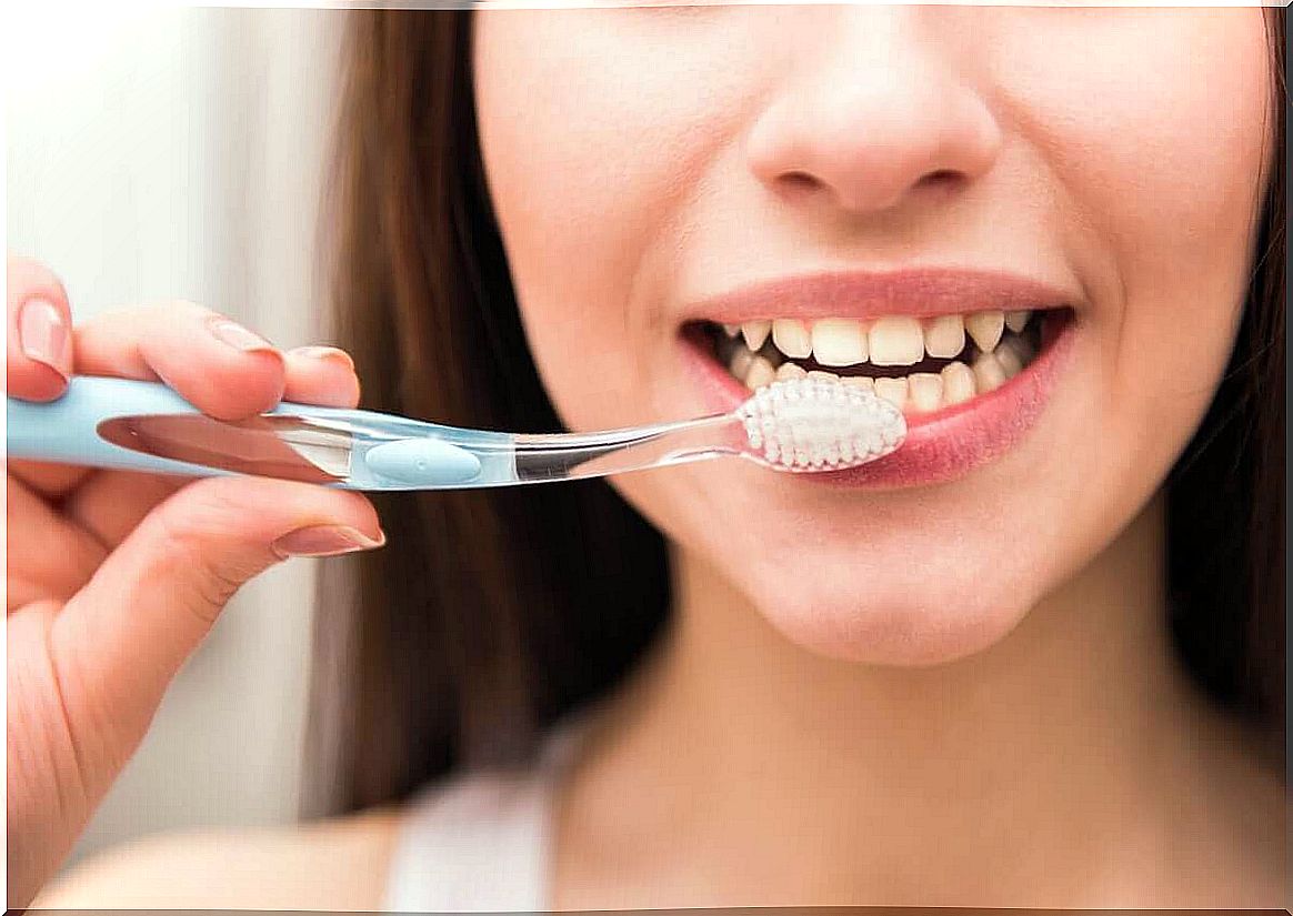 Oral hygiene is essential to reduce the risk of xerostomia